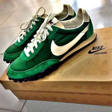 vintage nike shoes new york.